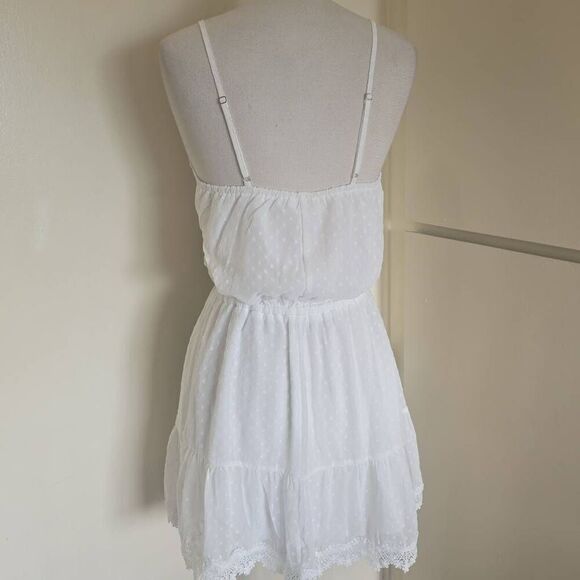 Showpo White La Parisienne Mini Dress, Sundress, Swiss Dot Fabric, NWT, Sz. 6 - Picture 8 of 10